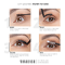 Schwarzhaariges Model hält die Starter-Kit-Kassette in der Hand